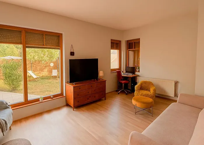 Apartament Cozy Garden House In Budapeszt